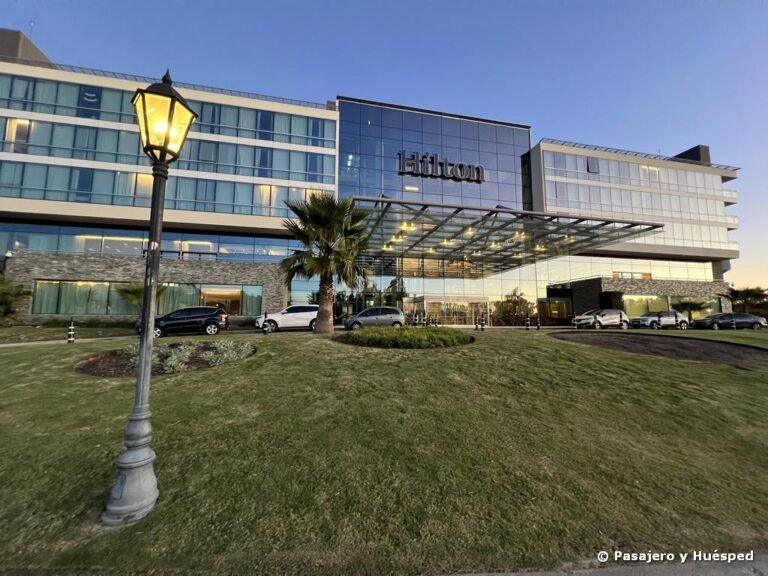 hilton pilar